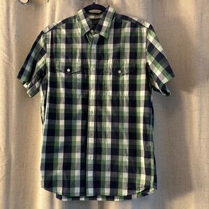 Banana Republic Button Up Shirt Size M, Men’s Short Sleeve Plaid Blue Multi.